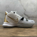 Tênis Nike Kyrie 7