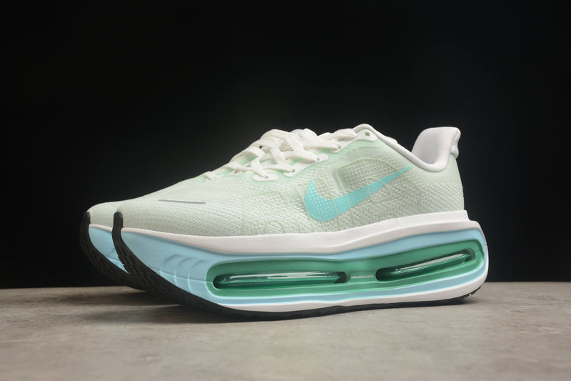 NIKE VOMERO PREMIUM