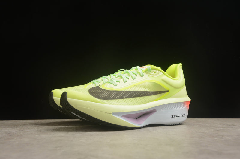 NIKE ZOOM FLY 6
