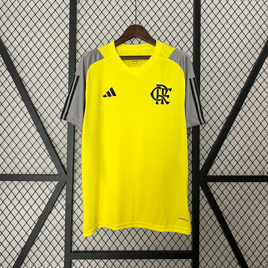 Traje de treino do Flamengo Amarelo 24/25